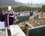 Slika Posljednji ispraćaj preč. Josipa Saboleka